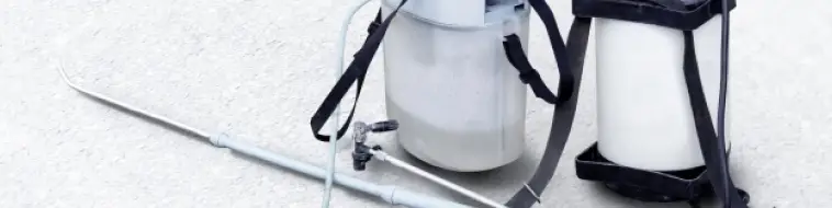 害虫対策に散布する薬剤の写真