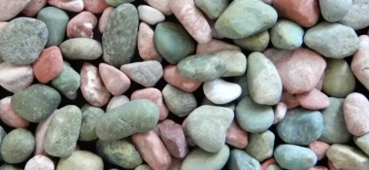 赤玉砂利・五色砂利