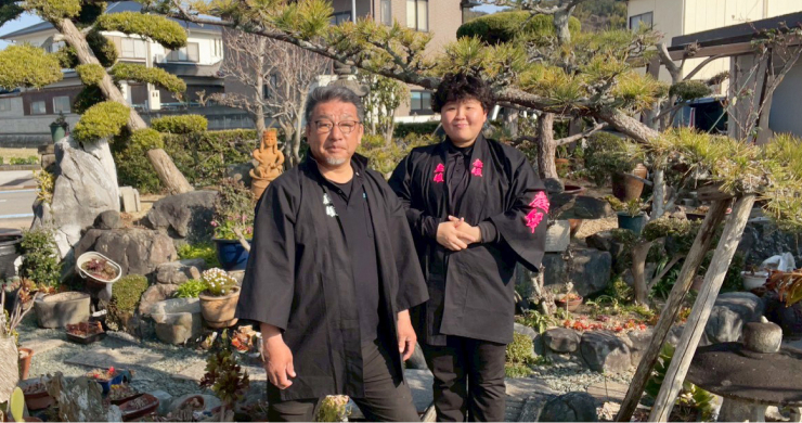 作業中のスタッフ